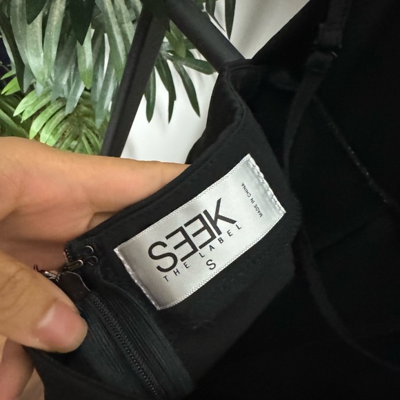 LF black Romper - Picture 5 of 5